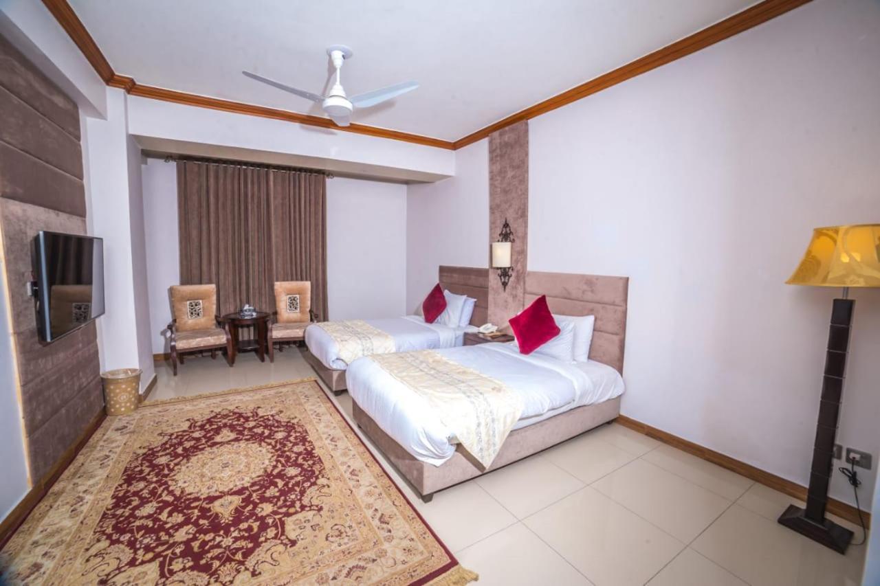 Shelton'S Rezidor Otel Peşaver Dış mekan fotoğraf