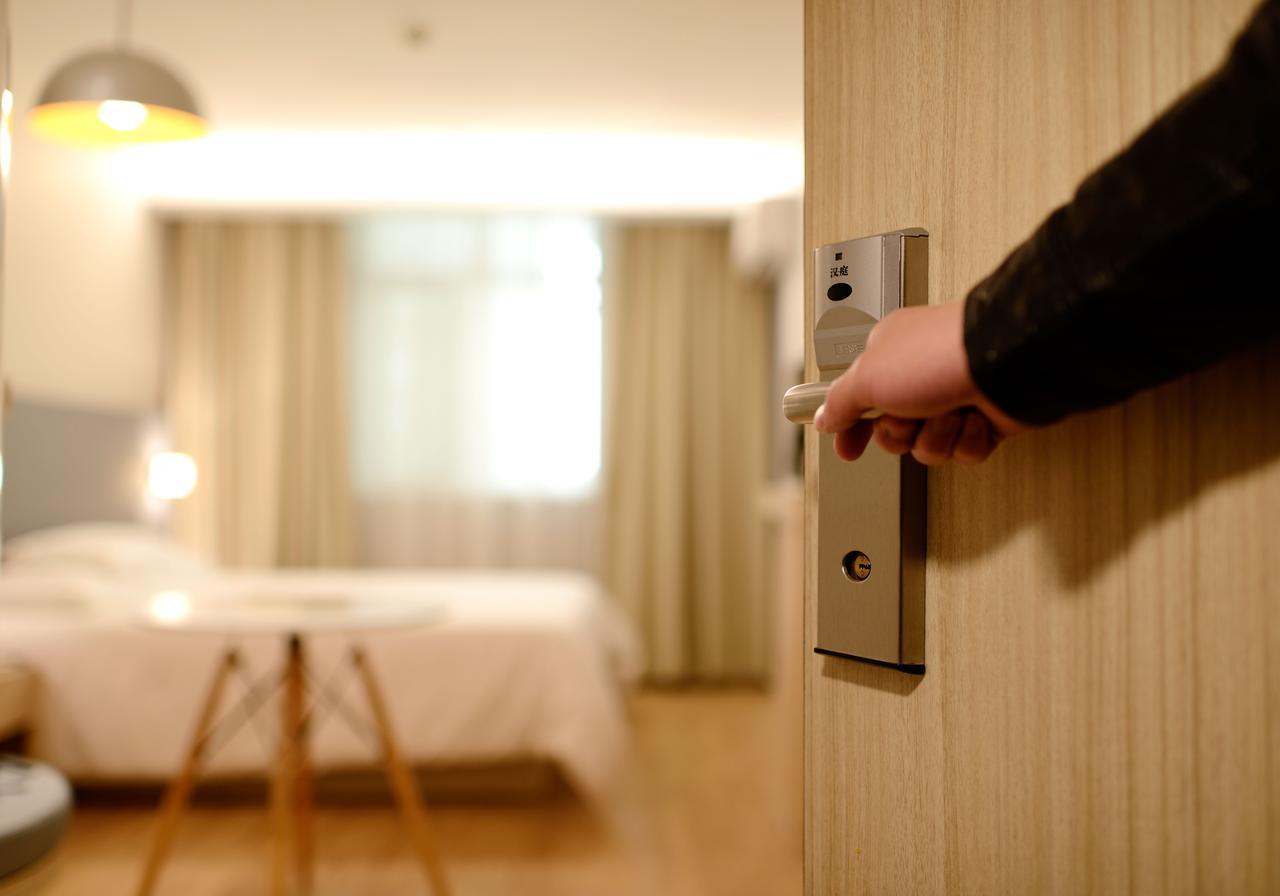 Shelton'S Rezidor Otel Peşaver Dış mekan fotoğraf